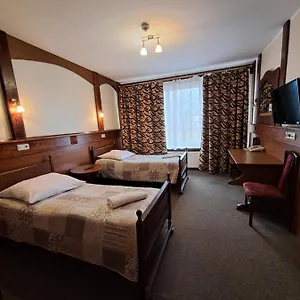 2* Aparthotel Dworek Staropolski